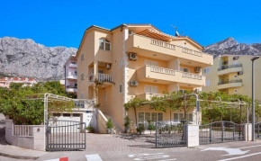 Apartments Ivica